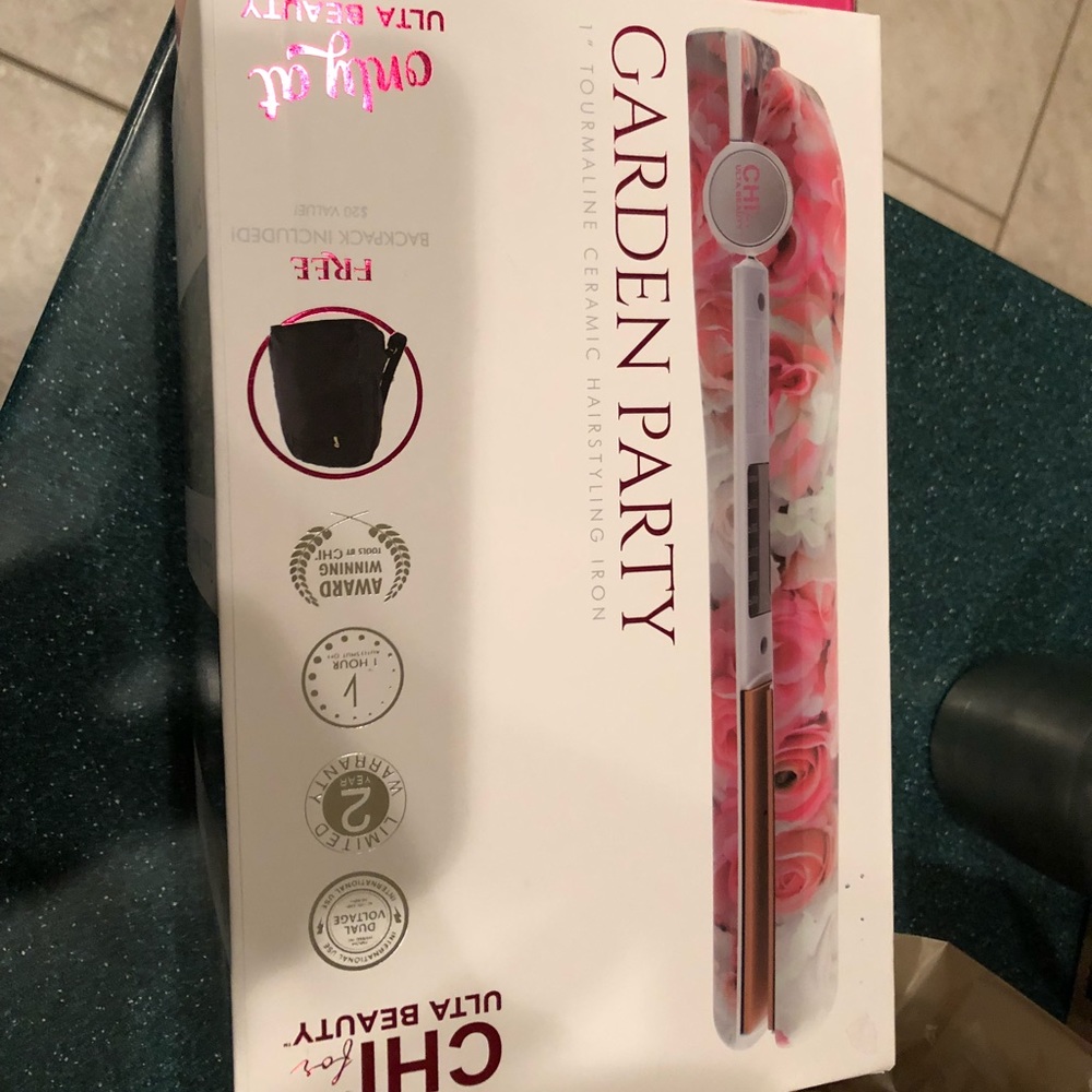 Brand new chi ceramic hair straightener
